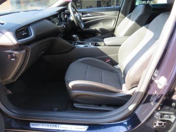 VAUXHALL INSIGNIA 2.0 Turbo D BlueInjection SRi VX Line Nav Grand Sport 5dr Diesel