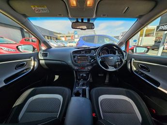 KIA CEED 1.6 GDi 3 Hatchback 5dr Petrol DCT Euro 5 (133 bhp)
