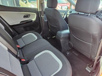 KIA CEED 1.6 GDi 3 Hatchback 5dr Petrol DCT Euro 5 (133 bhp)