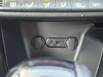 KIA CEED 1.6 GDi 3 Hatchback 5dr Petrol DCT Euro 5 (133 bhp)