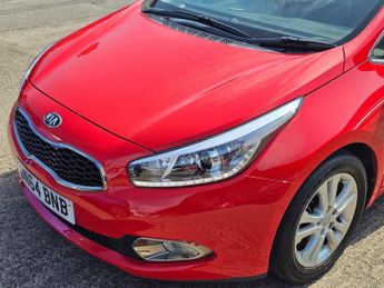 KIA CEED 1.6 GDi 3 Hatchback 5dr Petrol DCT Euro 5 (133 bhp)