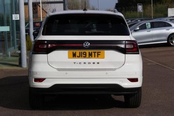 VOLKSWAGEN T-CROSS 1.0 TSI R-Line SUV 5dr Petrol Manual Euro 6 (s/s) (115 ps)