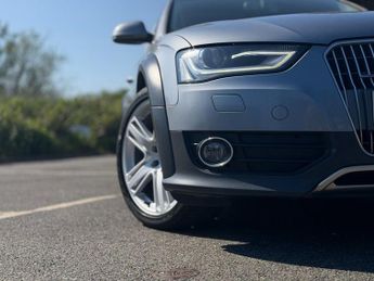 AUDI A4 ALLROAD 2.0 TFSI Sport Estate 5dr Petrol S Tronic quattro Euro 6 (s/s) (