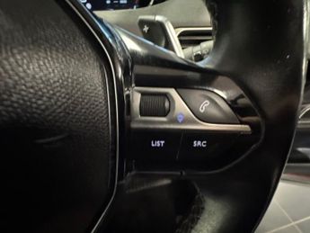 PEUGEOT 3008 1.6 THP Allure SUV 5dr Petrol EAT Euro 6 (s/s) (165 ps)