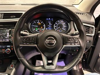 NISSAN QASHQAI 1.5 dCi Tekna SUV 5dr Diesel DCT Auto Euro 6 (s/s) (115 ps)