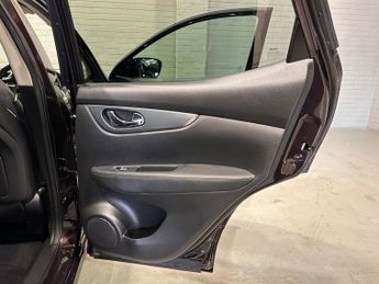 NISSAN QASHQAI 1.5 dCi Tekna SUV 5dr Diesel DCT Auto Euro 6 (s/s) (115 ps)