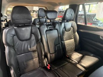 VOLVO XC90 2.0 D5 Momentum SUV 5dr Diesel Geartronic 4WD Euro 6 (s/s) (225 