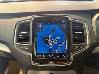 VOLVO XC90 2.0 D5 Momentum SUV 5dr Diesel Geartronic 4WD Euro 6 (s/s) (225 