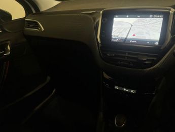 PEUGEOT 208 1.2 PureTech GPF GT Line Hatchback 5dr Petrol EAT Euro 6 (s/s) (