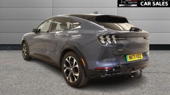 FORD MUSTANG MACH-E Standard Range 70kWh SUV 5dr Electric Automatic AWD (269 ps)