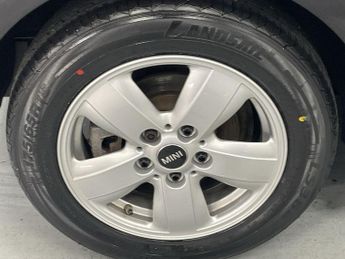 MINI CONVERTIBLE 1.5 Cooper Convertible 2dr Petrol Manual Euro 6 (s/s) (136 ps) -