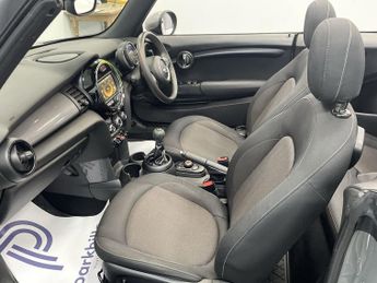 MINI CONVERTIBLE 1.5 Cooper Convertible 2dr Petrol Manual Euro 6 (s/s) (136 ps) -