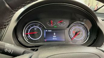 VAUXHALL INSIGNIA 2.0 CDTi ecoFLEX Design Hatchback 5dr Diesel Manual Euro 5 (s/s)