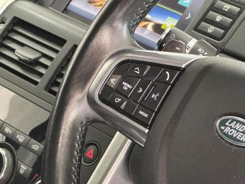 LAND ROVER DISCOVERY SPORT 2.0 TD4 SE Tech SUV 5dr Diesel Auto 4WD Euro 6 (s/s) (180 ps)