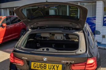 BMW 3 SERIES 2.0 320d M Sport Shadow Edition Touring 5dr Diesel Auto xDrive E