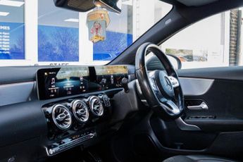 MERCEDES-BENZ A-CLASS 1.3 A200 AMG Line (Premium) Hatchback 5dr Petrol 7G-DCT Euro 6 (