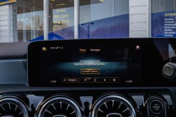 MERCEDES-BENZ A-CLASS 1.3 A200 AMG Line (Premium) Hatchback 5dr Petrol 7G-DCT Euro 6 (