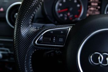 AUDI A1 1.4 TFSI CoD S line Hatchback 3dr Petrol S Tronic Euro 6 (s/s) (