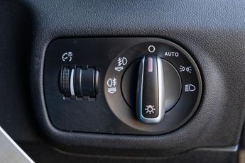 AUDI A1 1.4 TFSI CoD S line Hatchback 3dr Petrol S Tronic Euro 6 (s/s) (