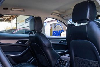 JAGUAR F-PACE 2.0 D200 MHEV R-Dynamic S SUV 5dr Diesel Auto AWD Euro 6 (s/s) (