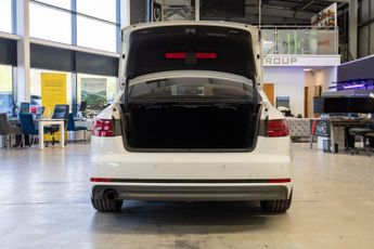 AUDI A4 1.4 TFSI S line Saloon 4dr Petrol S Tronic Euro 6 (s/s) (150 ps)