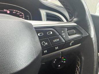 SEAT ATECA 2.0 TDI XPERIENCE Lux SUV 5dr Diesel DSG 4Drive Euro 6 (s/s) (15