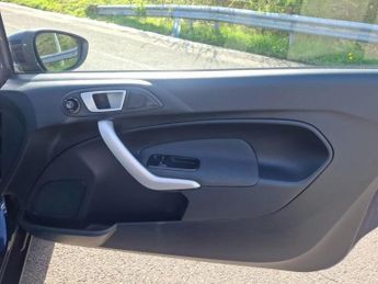 FORD FIESTA 1.25 Zetec Hatchback 3dr Petrol Manual (129 g/km, 81 bhp)