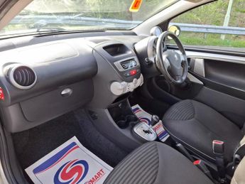 PEUGEOT 107 1.0 12V Allure Hatchback 3dr Petrol 2 Tronic Euro 5 (68 ps)
