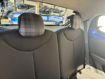 PEUGEOT 108 1.0 Allure Hatchback 5dr Petrol 2 Tronic Euro 6 (72 ps)