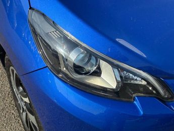PEUGEOT 108 1.0 Allure Hatchback 5dr Petrol 2 Tronic Euro 6 (72 ps)