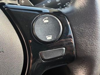 PEUGEOT 108 1.0 Allure Hatchback 5dr Petrol 2 Tronic Euro 6 (72 ps)