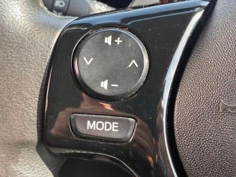 PEUGEOT 108 1.0 Allure Hatchback 5dr Petrol 2 Tronic Euro 6 (72 ps)