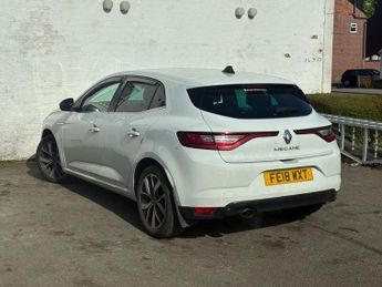 RENAULT MEGANE 1.2 TCe Dynamique Nav Hatchback 5dr Petrol Manual Euro 6 (s/s) (