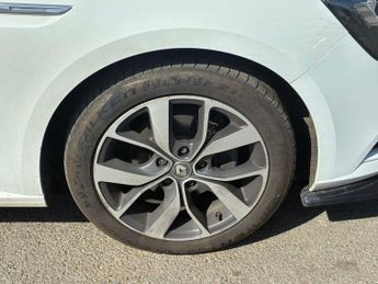 RENAULT MEGANE 1.2 TCe Dynamique Nav Hatchback 5dr Petrol Manual Euro 6 (s/s) (