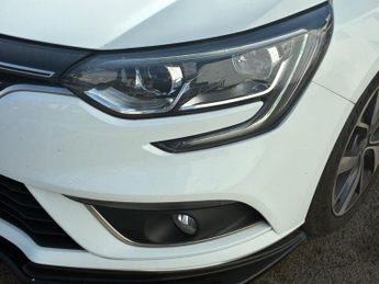 RENAULT MEGANE 1.2 TCe Dynamique Nav Hatchback 5dr Petrol Manual Euro 6 (s/s) (