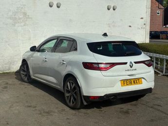 RENAULT MEGANE 1.2 TCe Dynamique Nav Hatchback 5dr Petrol Manual Euro 6 (s/s) (