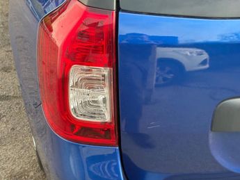 DACIA LOGAN MCV 0.9 TCe Comfort Estate 5dr Petrol Manual Euro 6 (s/s) (90 ps)