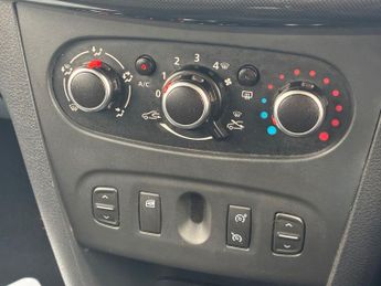 DACIA LOGAN MCV 0.9 TCe Comfort Estate 5dr Petrol Manual Euro 6 (s/s) (90 ps)