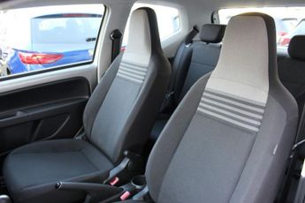 VOLKSWAGEN UP! 1.0 Move up! Hatchback 3dr Petrol ASG Euro 6 (60 ps)
