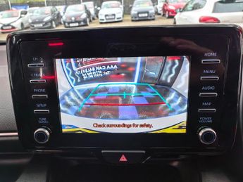 TOYOTA YARIS 1.5 VVT-h Icon Hatchback 5dr Petrol Hybrid E-CVT Euro 6 (s/s) (1