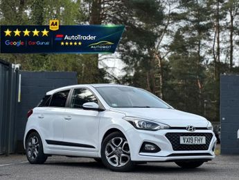 Hyundai I20 1.2 Premium Nav Hatchback 5dr Petrol Manual Euro 6 (s/s) (84 ps)