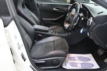MERCEDES-BENZ CLA 2.1 CLA220d AMG Line Coupe 4dr Diesel 7G-DCT Euro 6 (s/s) (177 p