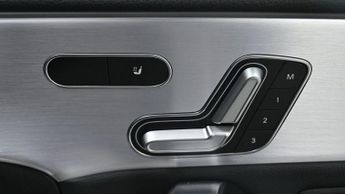 MERCEDES-BENZ A-CLASS 2.0 A35 AMG (Premium Plus) Hatchback 5dr Petrol 7G-DCT 4MATIC Eu