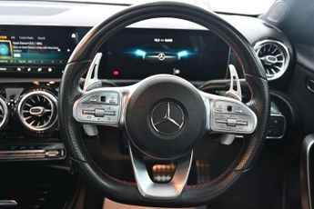 MERCEDES-BENZ A-CLASS 2.0 A250 AMG Line (Premium Plus) Hatchback 5dr Petrol 7G-DCT Eur