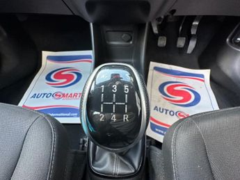 VAUXHALL VIVA 1.0i SE Hatchback 5dr Petrol Manual Euro 6 (a/c) (75 ps)