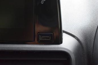 VAUXHALL COMBO LIFE 1.5 Turbo D BlueInjection Energy MPV 5dr Diesel Manual Euro 6 (s