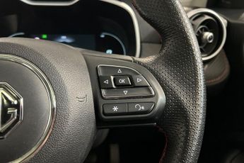 MG MG ZS 51.1kWh Trophy SUV 5dr Electric Auto (176 ps)