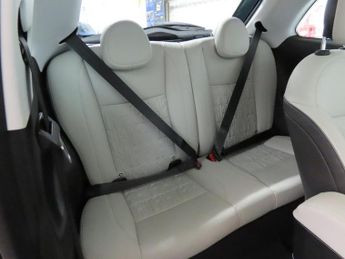 FIAT 500E 42kWh La Prima Hatchback 3dr Electric Auto (118 ps) Panoramic Su