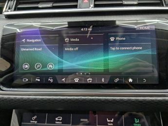 LAND ROVER RANGE ROVER VELAR 2.0 D180 R-Dynamic SE SUV 5dr Diesel Auto 4WD Euro 6 (s/s) (180 