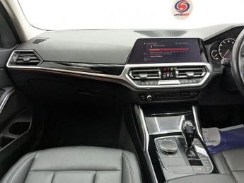 BMW 3 SERIES 2.0 318d SE Saloon 4dr Diesel Auto Euro 6 (s/s) (150 ps)